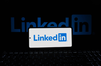 Musicsesame vs. Linkedim: ¿Cuál te da más por tu dinero? (Comparativa 2026)